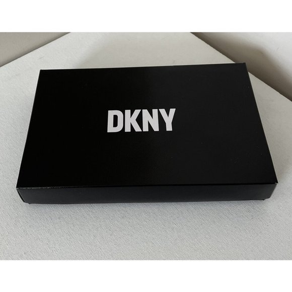 New DKNY Boxed Bryant Logo Crossbody Grey / Black